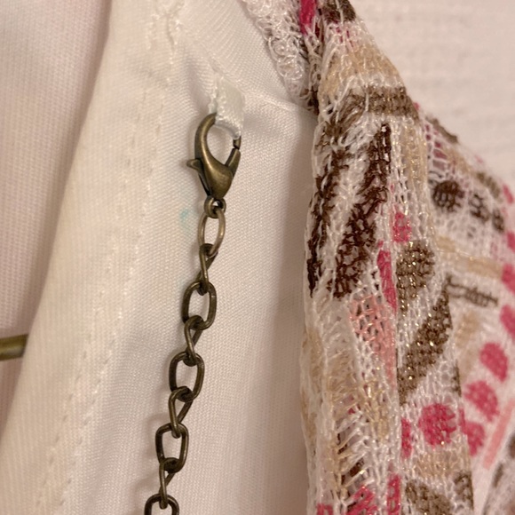 EUC Alfred Dunner 3/4 Sleeve Blouse with Detachable Necklace, size US 2X - Picture 10 of 10